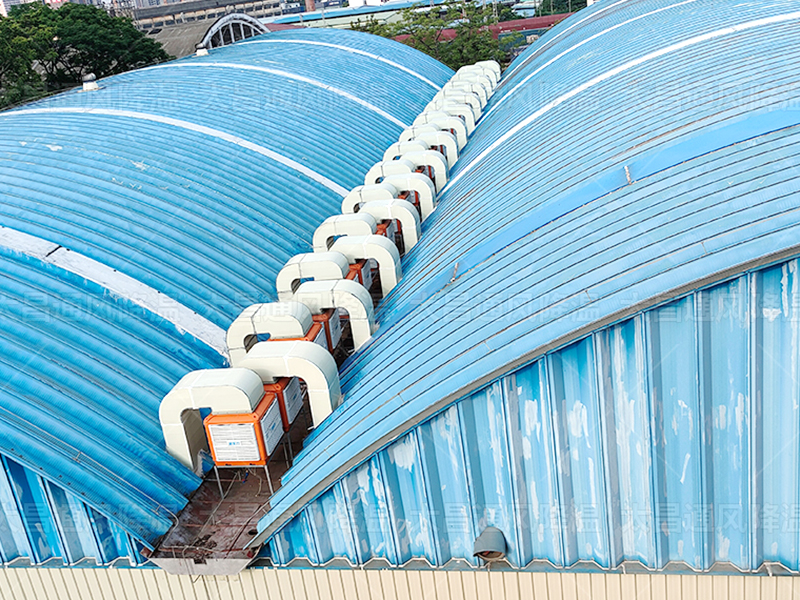 樓頂管道環(huán)保空調(diào).jpg